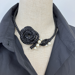 Filier　フィリエ　ニットデザイナー　林忍　ブローチ